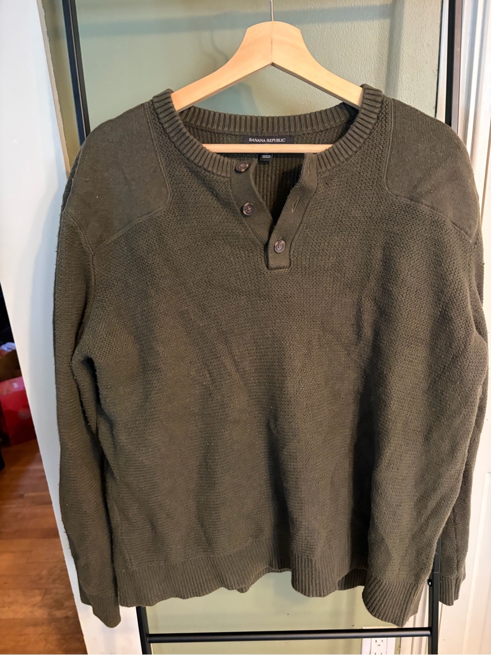 Banana Republic Men's Olive Crewneck Henley Sweater